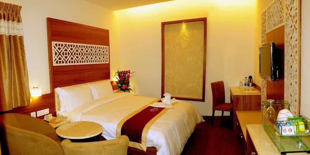 Hotel Prince Gardens Coimbatore Exterior photo