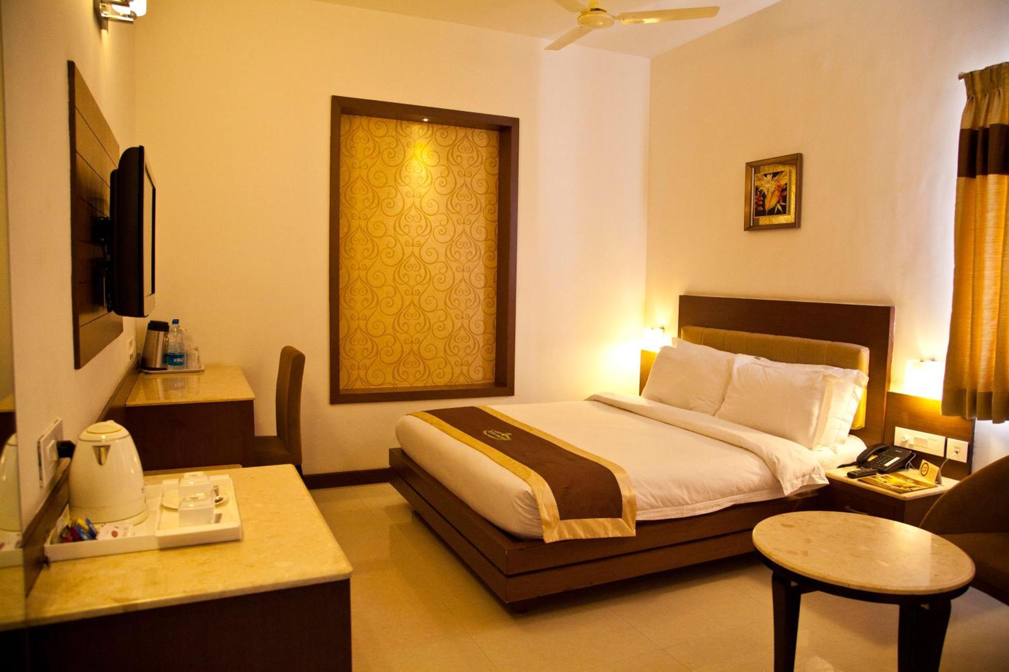 Hotel Prince Gardens Coimbatore Exterior photo